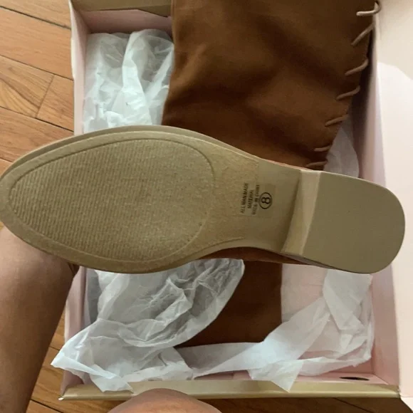 Cognac color knee high boots - Picture 3 of 4